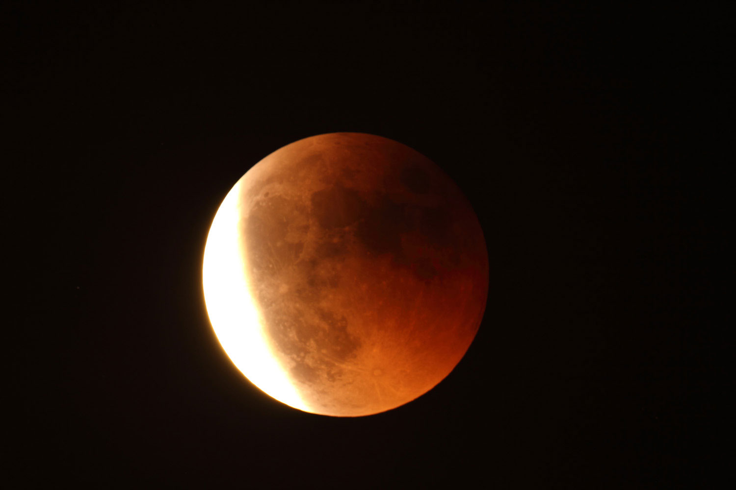 Eclissi di Luna 15 Giugno 2011